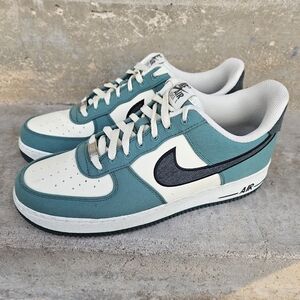 Men's Nike Air Force 1 '07 LV8 Notebooks